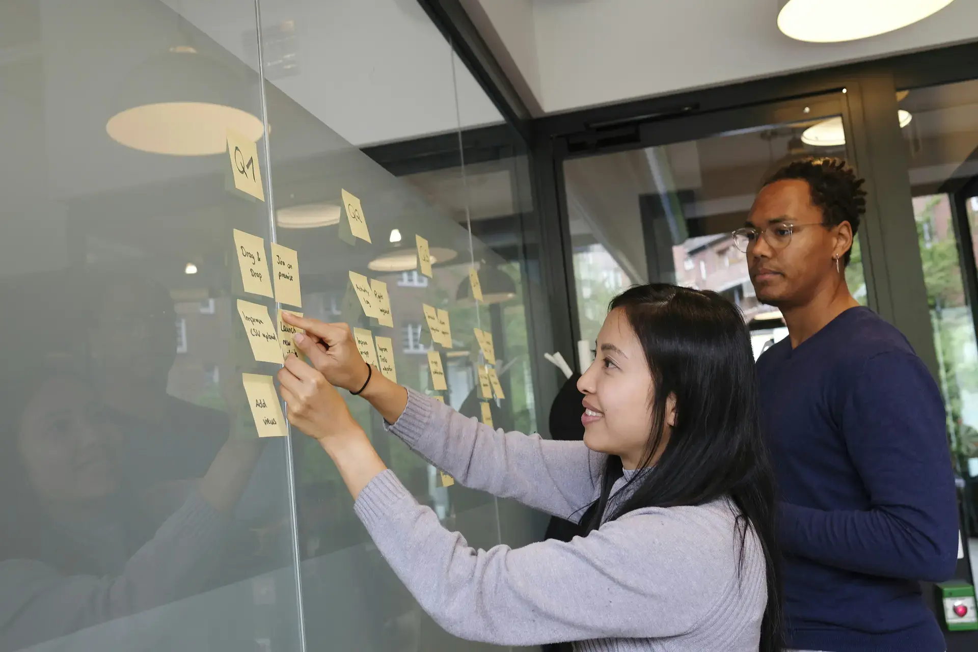 People working together 